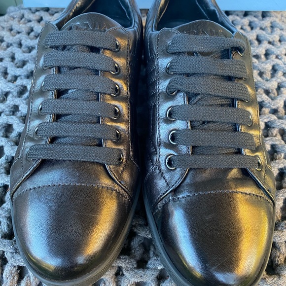 WORN ONCE PRADA 37 LEATHER QUILTED SNEAKERS NEXT TO NEW - Picture 7 of 13